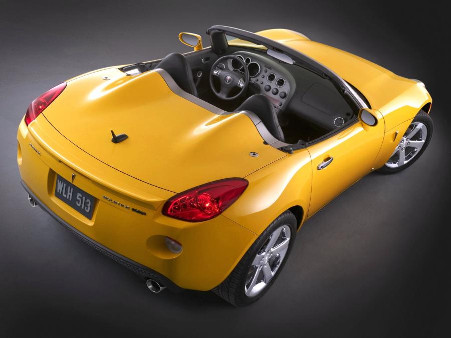  Pontiac Solstice GXP 2007 года  (фото 2 из 33)